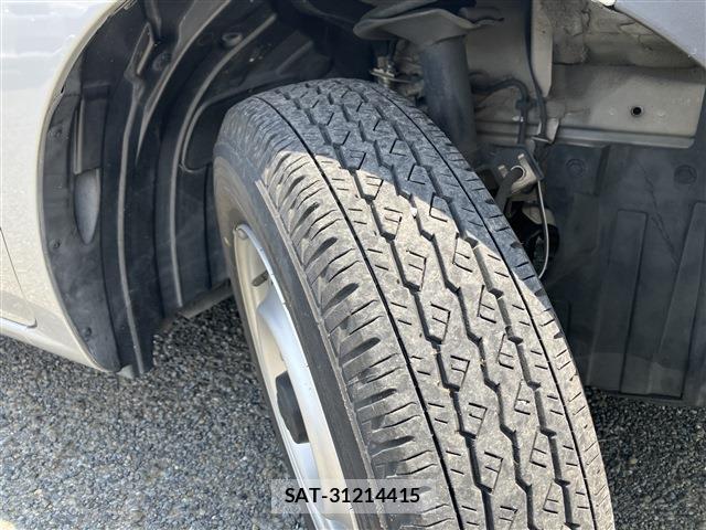 Nissan VANETTE VAN 2019-05 8012579-19