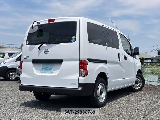 Nissan VANETTE VAN 2020-05 8012580-1