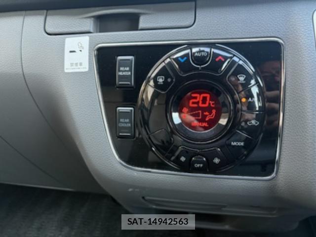 Nissan NV350 Caravan 2019-03 8007245-18