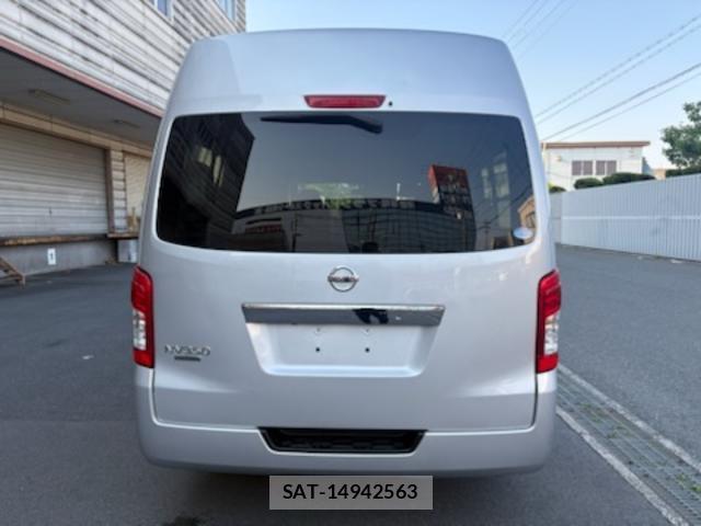 Nissan NV350 Caravan 2019-03 8007245-3