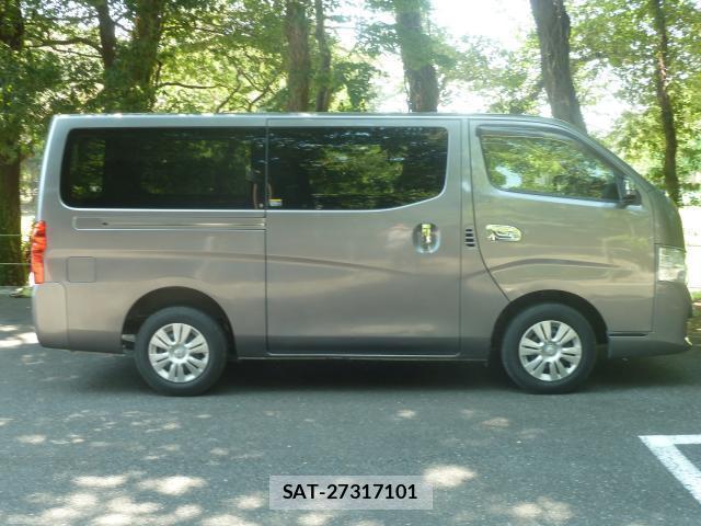 Nissan NV350 Caravan 2018-12 8002967-3