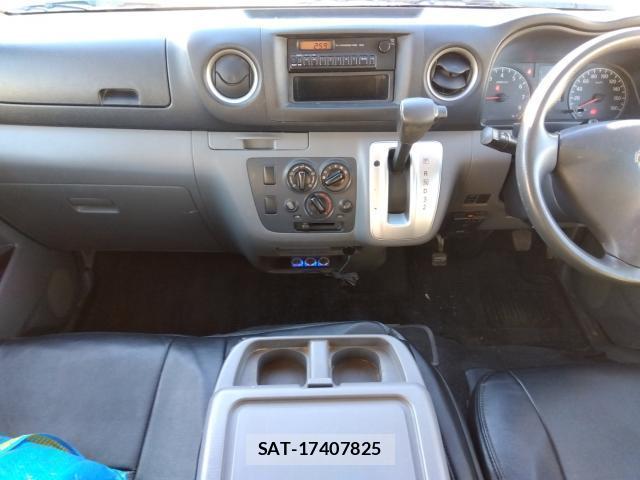 Nissan NV350 Caravan 2014-05 8002968-11