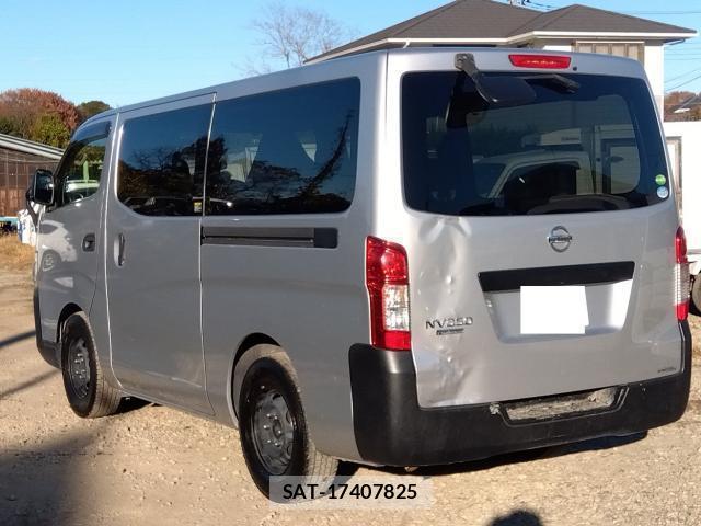 Nissan NV350 Caravan 2014-05 8002968-5