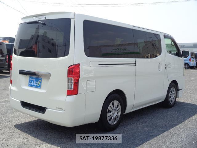 Nissan NV350 Caravan 2014-05 8002984-9