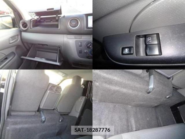 Nissan NV350 Caravan 2015-02 8002985-6