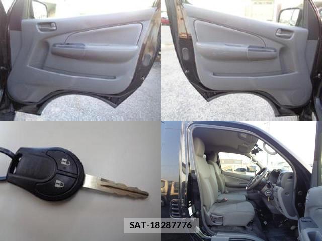 Nissan NV350 Caravan 2015-02 8002985-8