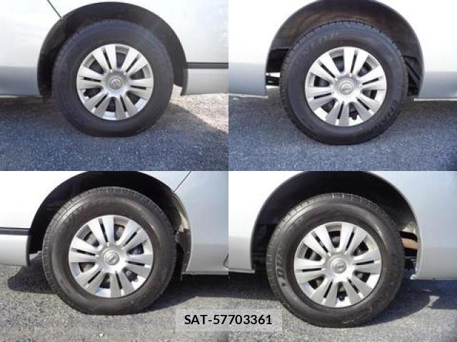 Nissan NV350 Caravan 2016-06 8002986-7