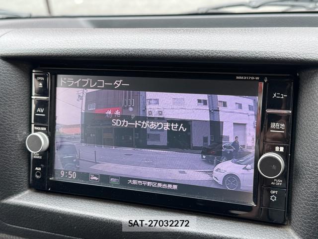 Nissan NV350 Caravan 2018-04 8004040-19