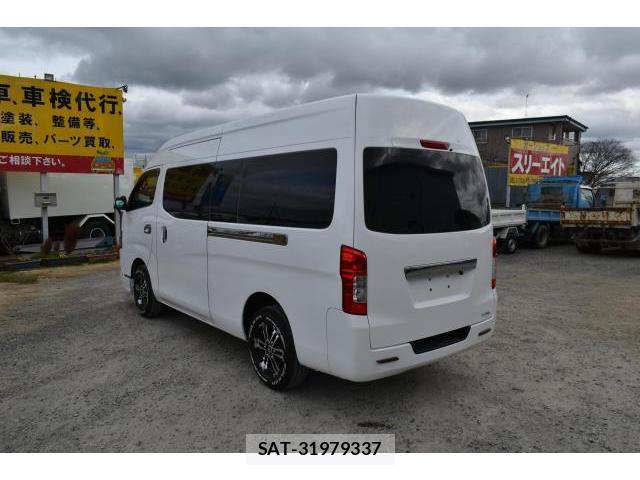 Nissan NV350 Caravan 2014-02 8004088-1