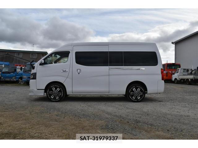 Nissan NV350 Caravan 2014-02 8004088-4