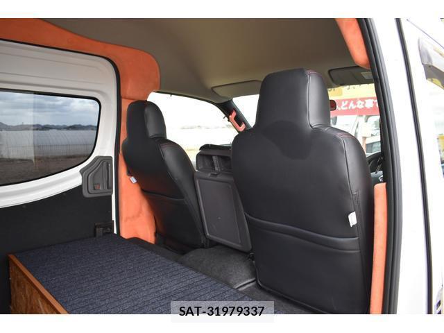 Nissan NV350 Caravan 2014-02 8004088-6