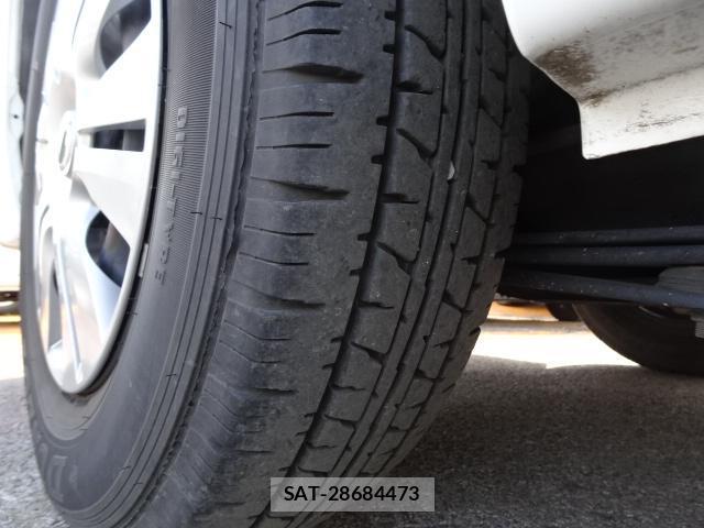 Nissan NV350 Caravan 2018-06 8004130-19