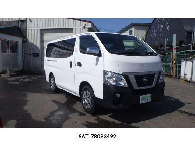 Nissan NV350 Caravan 2018-03 8004380-1