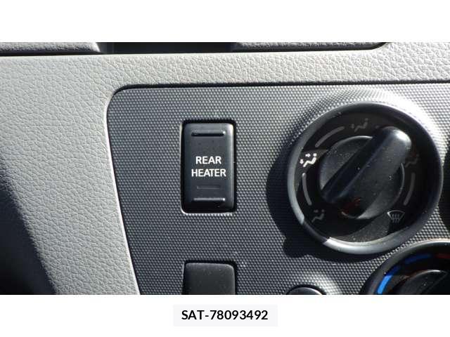 Nissan NV350 Caravan 2018-03 8004380-12
