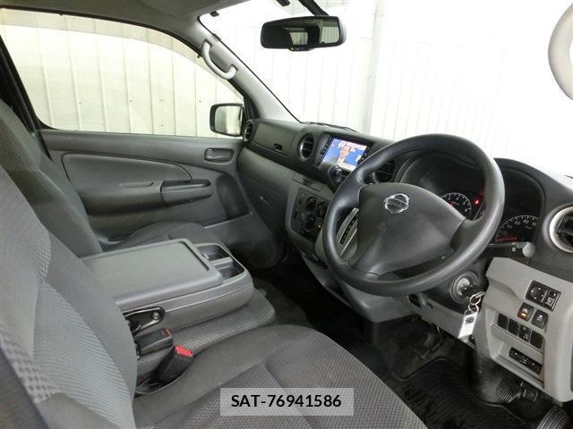 Nissan NV350 Caravan 2020-06 8004538-11