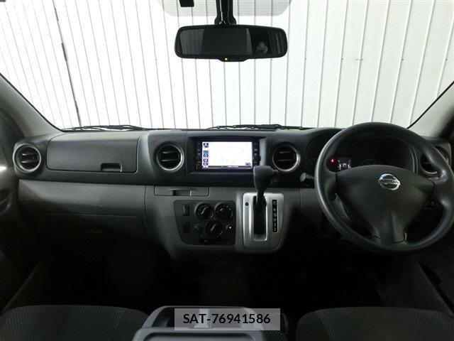 Nissan NV350 Caravan 2020-06 8004538-3