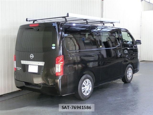 Nissan NV350 Caravan 2020-06 8004538-9