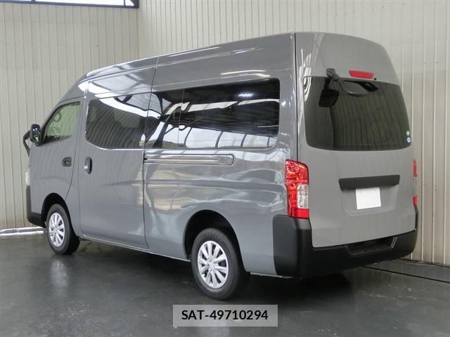 Nissan NV350 Caravan 2019-05 8004542-1