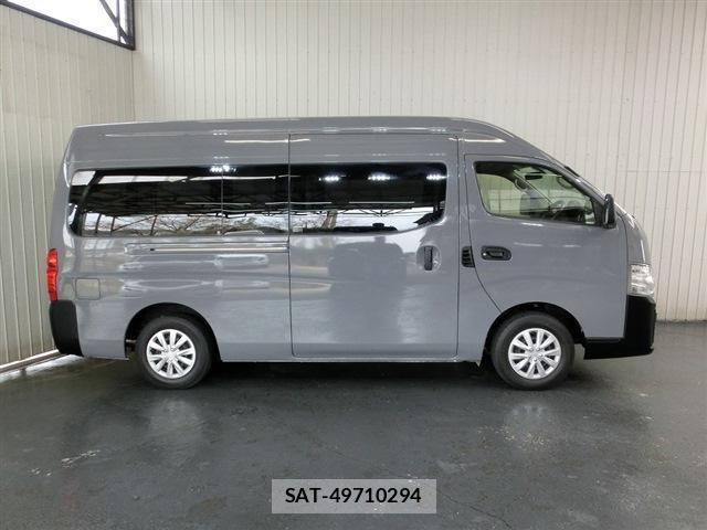 Nissan NV350 Caravan 2019-05 8004542-15
