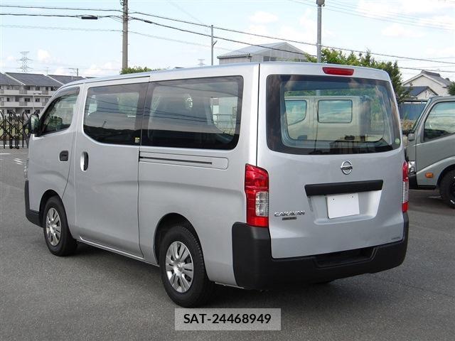 Nissan NV350 Caravan 2020-10 8004545-1