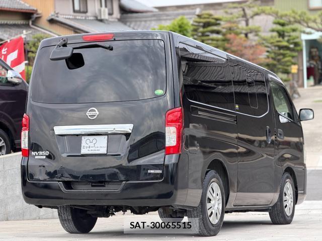 Nissan NV350 Caravan 2015-09 8006028-2