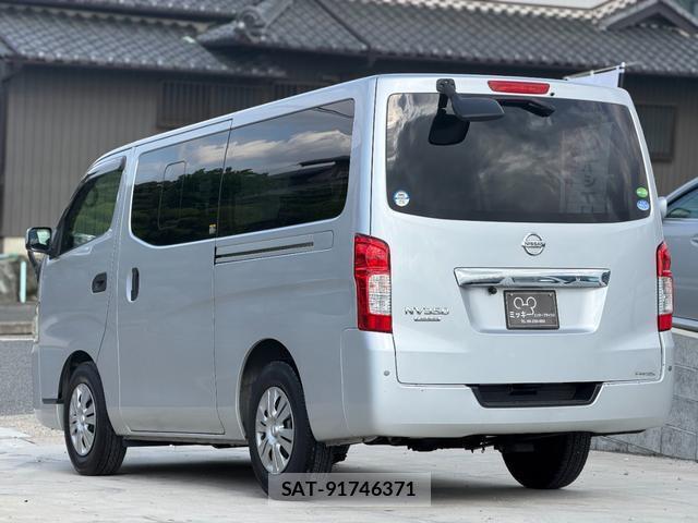 Nissan NV350 Caravan 2016-07 8006030-3
