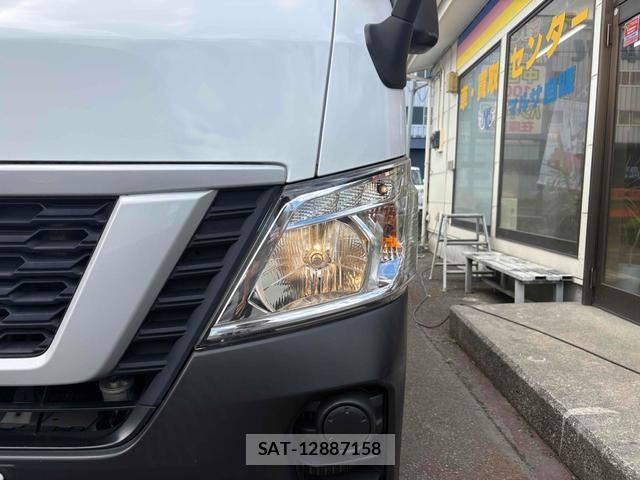 Nissan NV350 Caravan 2019-06 8006292-10
