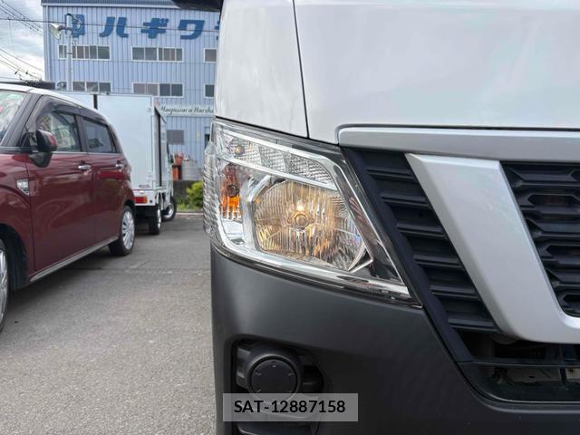 Nissan NV350 Caravan 2019-06 8006292-9