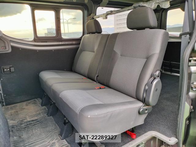 Nissan NV350 Caravan 2020-01 8006476-12