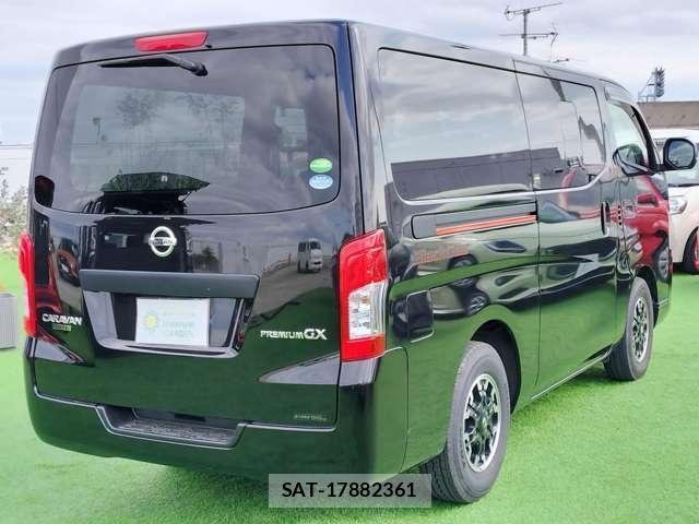 Nissan NV350 Caravan 2021-06 8006477-1