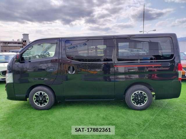 Nissan NV350 Caravan 2021-06 8006477-18