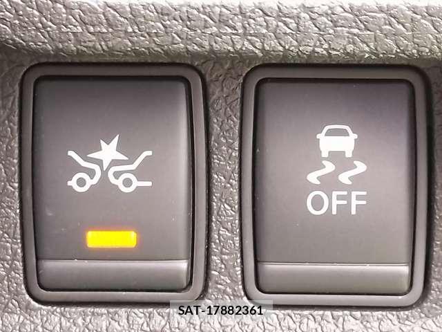 Nissan NV350 Caravan 2021-06 8006477-5