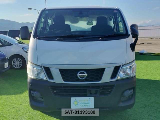 Nissan NV350 Caravan 2017-05 8006481-16