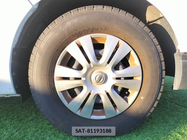 Nissan NV350 Caravan 2017-05 8006481-9