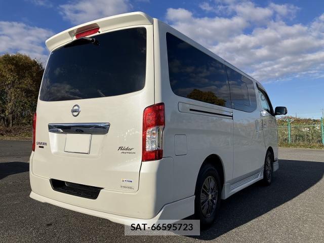 Nissan NV350 Caravan 2021-01 8006709-1