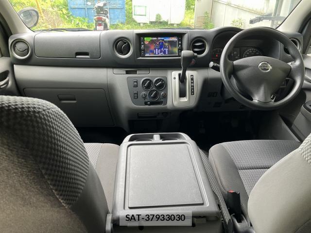 Nissan NV350 Caravan 2019-06 8006720-3