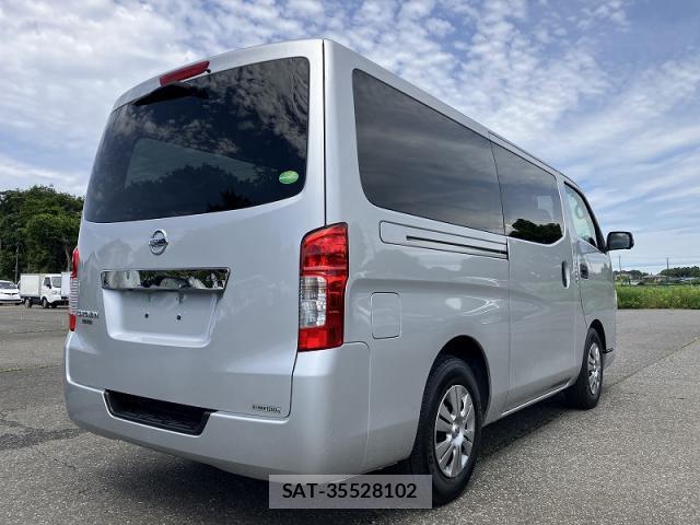 Nissan NV350 Caravan 2021-03 8006721-1