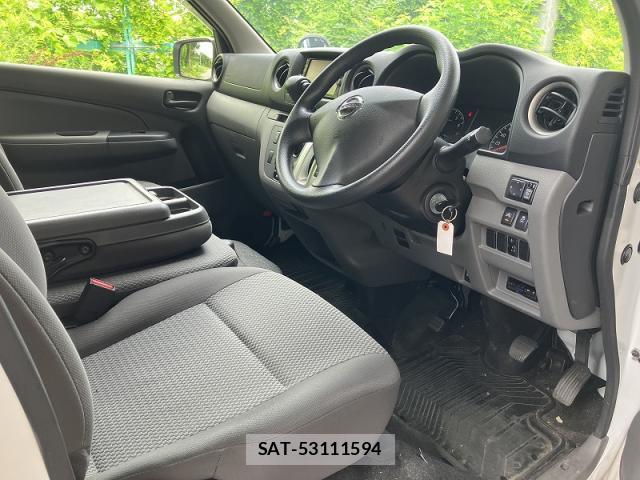 Nissan NV350 Caravan 2019-06 8006722-4