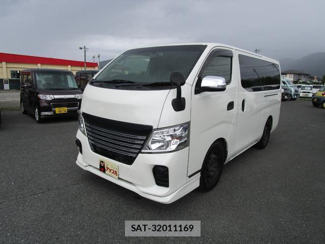 Nissan NV350 Caravan 2018-03 8006745-0