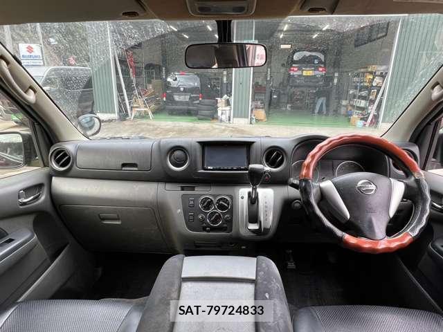Nissan NV350 Caravan 2012-11 8007019-2