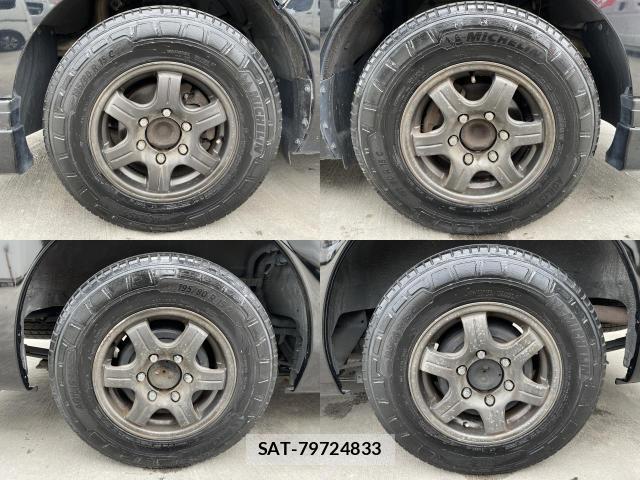 Nissan NV350 Caravan 2012-11 8007019-7