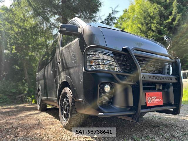 Nissan NV350 Caravan 2021-03 8007173-11