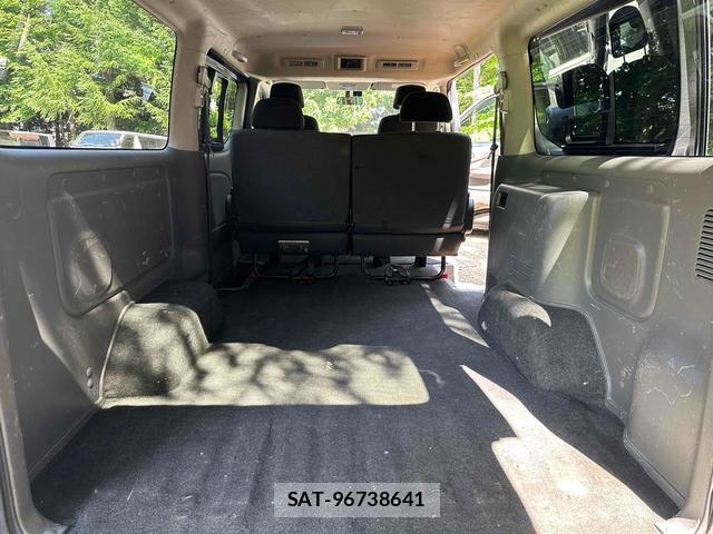 Nissan NV350 Caravan 2021-03 8007173-2