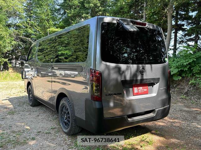 Nissan NV350 Caravan 2021-03 8007173-4