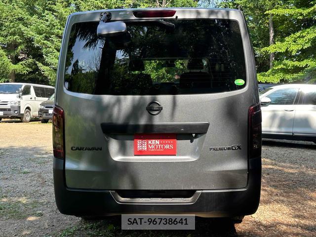 Nissan NV350 Caravan 2021-03 8007173-6
