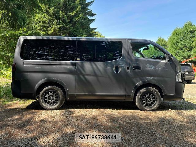 Nissan NV350 Caravan 2021-03 8007173-7