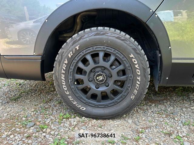Nissan NV350 Caravan 2021-03 8007173-9