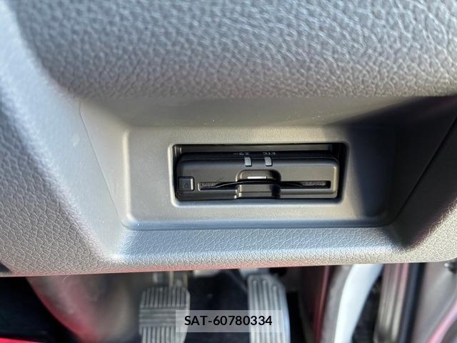 Nissan NV350 Caravan 2021-02 8007177-19