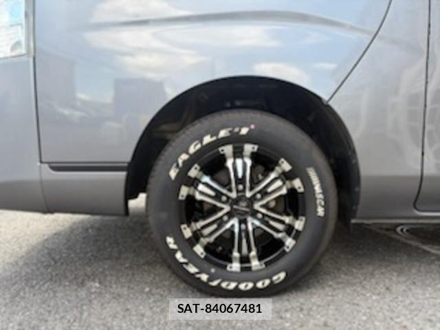 Nissan NV350 Caravan 2018-08 8007246-4