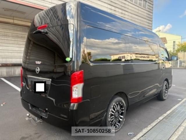 Nissan NV350 Caravan 2018-10 8007247-4